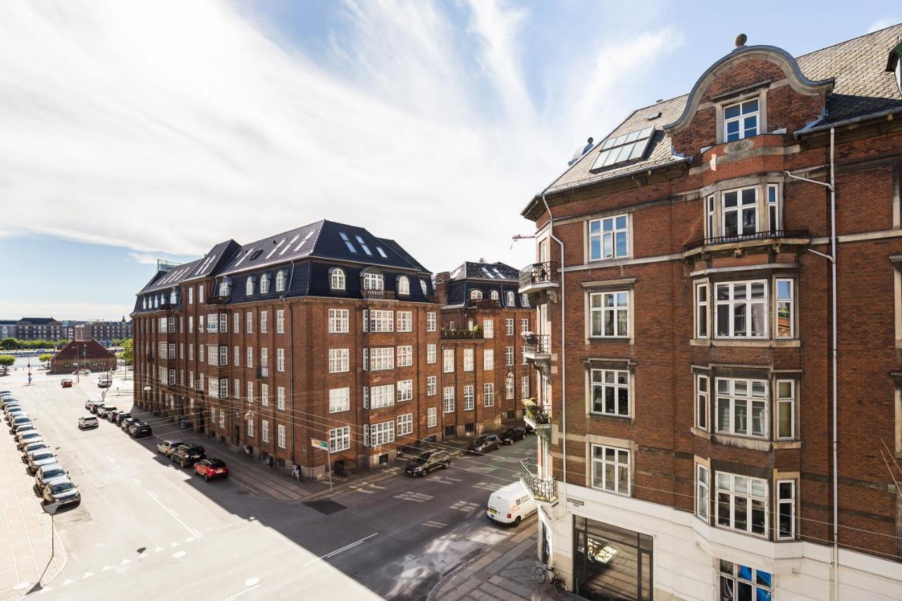 Lovely 3Br Manor Apartment 5 Min From Tivoli Gardens Copenhagen Exterior photo