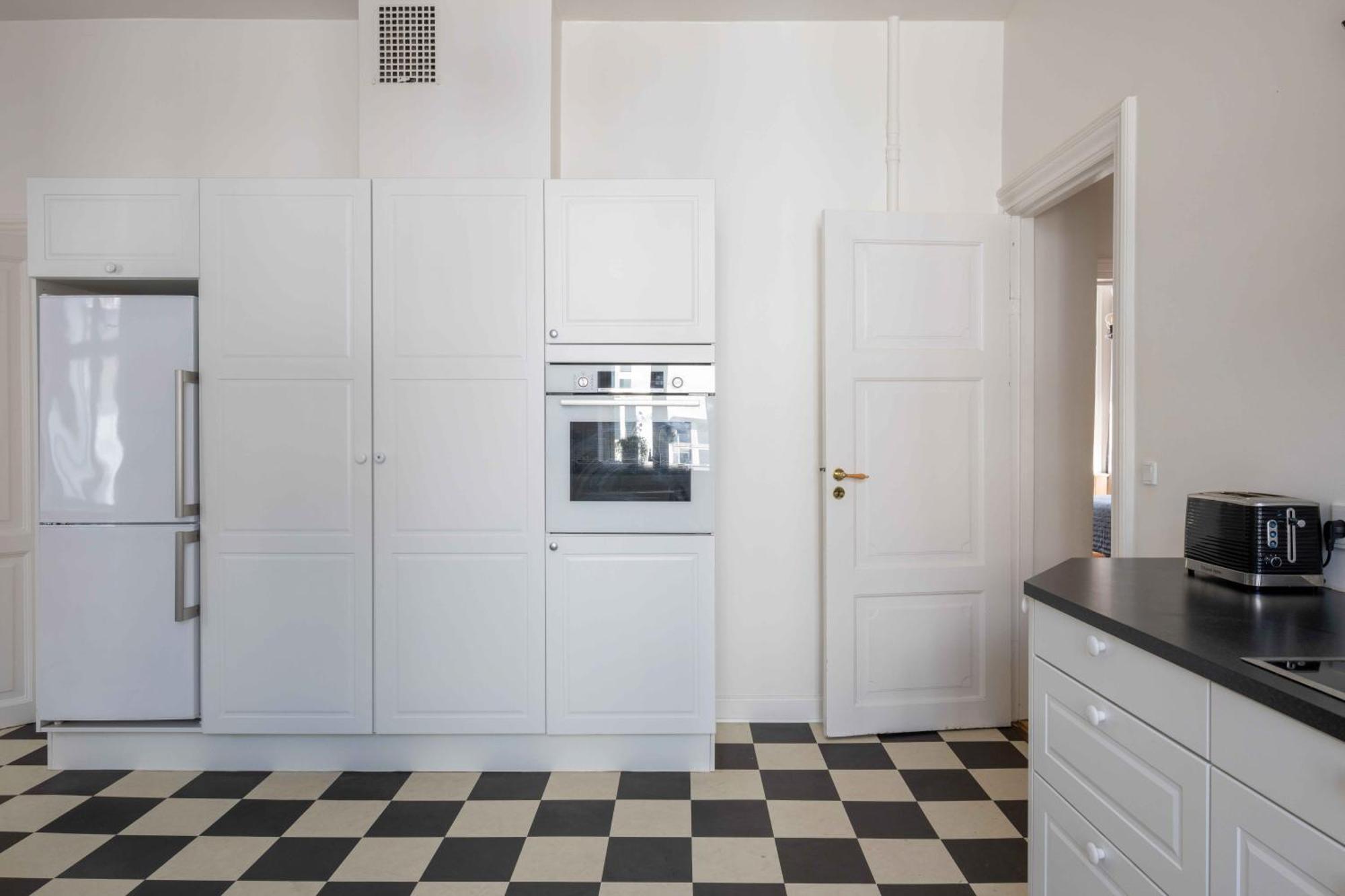 Lovely 3Br Manor Apartment 5 Min From Tivoli Gardens Copenhagen Exterior photo