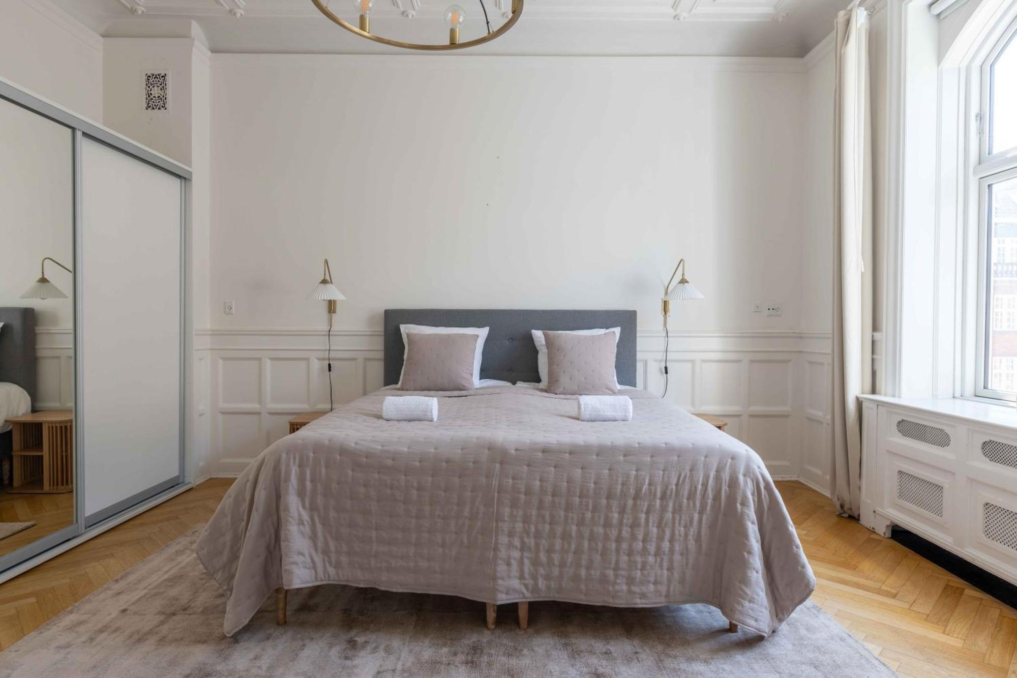 Lovely 3Br Manor Apartment 5 Min From Tivoli Gardens Copenhagen Exterior photo