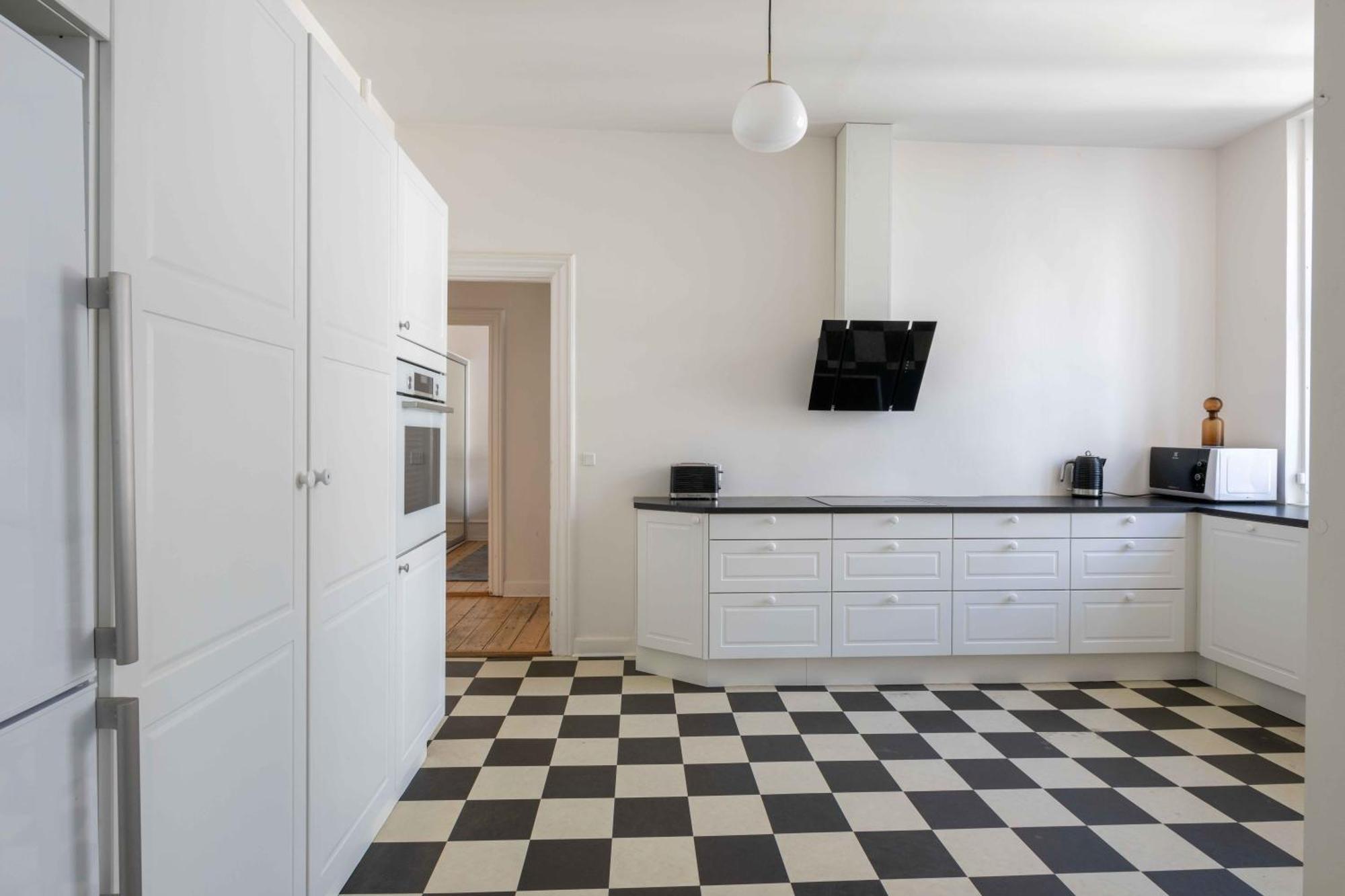 Lovely 3Br Manor Apartment 5 Min From Tivoli Gardens Copenhagen Exterior photo